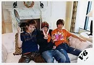 V6 / Takeshi Morita, Ken Miyake, Jun' ichi Okada / Horizontal, Seated, Sofa, Background Room, Okada A fan in the right hand