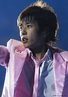 Arashi / Kazuya Ninomiya / Live Photo / Bust up / Jacket Pink / Shirt White / Background Blue / Face Left / Official Official photo