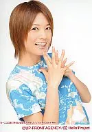 V-u-den / Erika Miyoshi / Upper Body / Clothes Light Blue / Both Hands Together / Right Facing / Background White / Morning Musume Let's cool the earth. Cultural Festival 2006 in Yokohama / Official Official photo