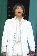 KinKi Kids / Koichi Domoto / Live Photo / Above Knees / Costume White Jacket / White Pants / Above Eyes / Earpiece Microphone / Open Mouth / Right Hand Fist / 2L Size / Endless SHOCK