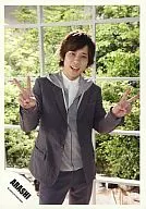 Arashi / Kazuya Ninomiya / Costume Gray / Above Knee / Two Handed Peace / Your Eyes / Official Official photo