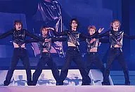 Arashi / 5 people (group) / Horizontal ・ Costume Black ・ Center Matsumoto ・ Background Purple / Official Live Photo