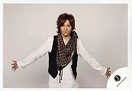 Kis-My-Ft2 / Kento Senga / Horizontal, Upper Body, Vest Black, Shirt White, Stole Check, Both Hands Spread / Official Official photo