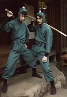 前內孝文·山口賢貴(食滿留三郎·潮江文次郎)/全身·右木刀·服裝綠·生寫真/音樂劇忍者亂太郎第二彈「預算會議正在摩拳擦掌！」首演