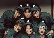 6 people (group) / Horizontal type / Center Yamaguchi / Background shoji / Costume green / Character Ta shot / Musical Nintama Rantaro 2 nd performance "I'm messing up at the budget meeting!" first performance privilege