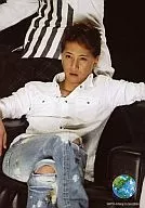 SMAP/中居正広/座り・黒いソファ・脚組み・枠無し・背景黒・ロゴ「we are smap every day love tomorrow」/公式生写真