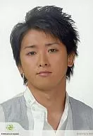 Arashi / Satoshi Ohno / Bust up / Costume Shirt White / Best Gray / Background White / johnny's web / Official Official photo