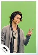 Arashi / Matsujun / Upper Body / Gray Costume / Left Hand Piece / Green Background / Official Official photo