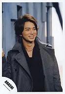 Arashi / Matsujun / Gray Costume / Upper Body / Smile / Official Official photo