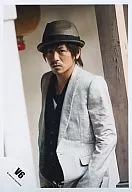 V6 / Takeshi Morita / Upper Body / Jacket White / Shirt Black / Cap / Left Hand Waist / Body Left Facing / Camera View / Official Official photo