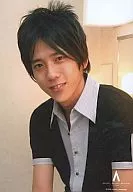 Arashi / Kazuya Ninomiya / upper body / black and blue striped shirt / ARASHI AROUND ASIA 2008 inTokyo / Official Official photo