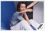 KinKi Kids / Koichi Domoto / Horizontal / Gray T-Shirt / Matching Both Hands / Left to Hand / Official Official photo