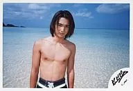 KinKi Kids / Koichi Domoto / Horizontal / Naked Upper Body / Background Sea / Official Official photo