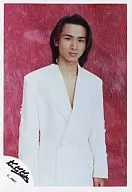 Kinki Kids / Koichi Domoto / Upper body / Costume white / Background red / Official Official photo