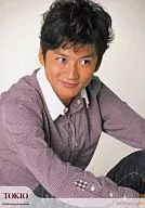 TOKIO/国分太一/座り/チェックシャツ/体右向き/johnny’s web/公式生写真