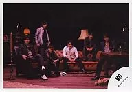 V6 / Gather (6 people) / Horizontal sofa / red light / Official Official photo