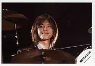 Kanjani Eight / Tadayoshi Okura / Horizontal, Bust up, Drum, Smile / Official Official photo