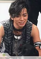 Arashi / Matsujun / upper body / sitting / best border / under eyes / dog / johnny's web / official Official photo