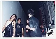 東京小子/長瀨・城島・山口縣/橫型・膝上・前人・城島T恤黑色/官方生寫真