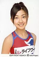 Berryz Kobo / Yurina Kumai / Bust up, white background, red sports wear, life work on the breast / Official Official photo