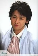 Arashi / Satoshi Ohno / Bust up / Shirt light blue / Polo shirt / Background white / Johnny's Web