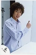 Arashi / Masaki Aiba / Upper Body / Shirt Check Blue / Right Thumb Standing / Official Official photo