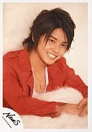 NEWS / Yuya Tegoshi / Bust up, red jacket, pendant, white background, show your teeth / Official Official photo