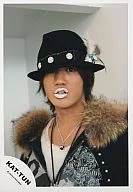 KAT TUN / Hitoshi Akanishi / Bust up / Costume black, Fur / Cap black / Lips white / Official Official photo