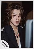 KAT TUN / Hitoshi Akanishi / Bust up jacket / Black / White Shirt / Necklace / Below your eyes / Official Official photo