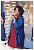 Johnnys / Asako Yara / Live Photo / Above Knee / Left Hand Microphone / Red Shirt / Jacket Blue / Official Official photo