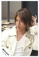 Tadayoshi Okura / Bust up / White jacket / Left back of head