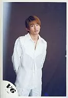 V6 / Ken Miyake / Above the knees / Costume white / Both hands behind / Official Official photo