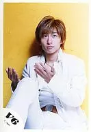 V6 / Ken Miyake / Knee-Up / Sitting / Costume White / Both Hands Par, Background Yellow / Official Official photo