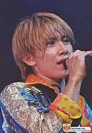 OKAYAMA 0720 : Kanjani Eight / Akihiro Yasuda / Live Photo / Right Hand Microphone / Costume Silver Blue / Eh! Real? Surprising! TOUR 2007