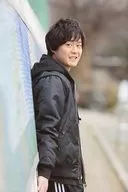Naoya Ishida / Above-the-knee ・ Costume black ・ Body facing right ・ Eye camera ・ Attached to the wall ・ Postcard size / Produced by Blue Shuttle "Shinsengumi - Conclusion -" KUJI photo break time