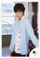 Kansai Johnnys Jr. / Sano 晶哉 / Above-the-knee ・ Costume Cyan ・ White ・ Left Facing ・ mouth / Kansai Johnnys Jr. "SPRING SPECIAL SHOW 2019" goods off shot / Official Official photo