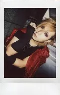 The Raid. / Ichiyō / Upper Body / Costume Black / Red / Right Hand Cheek / Neck Tilt / Raw Cheki