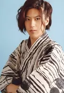 Shota Onuma / Upper Body, Costume White, Yukata, Body Facing Left, Arms Set, Mouth Closed, Background Light Blue / Event Official photo