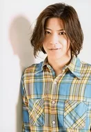 Shota Onuma / Bust Up / Light Blue / Yellow / Check Pattern / Left Direction / Wall Leaning / White Background / Fan Print Bromide