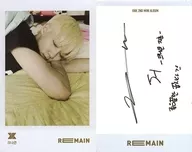KNK/キム・ジフン(Kim JiHun)/バストアップ・寝そべり・印刷サイン、メッセージ入り/CD「2nd Mini Album ： REMAIN【韓国盤】」封入特典トレカ