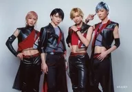 Group (4 Persons) / Horizontal, Above the Knees, Costume Black Red, Background White, Character Ta Shot / Solids / "2.5 Dimensional Dance Live 『 SQ 』 Stage 『 S. Q. S 』 QUELL & QUELL on STAGE Episode 3 『 ROMEO - in the darkness - 』" Trading Bromide