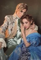 Takarazuka Revue (Hanagumi) / Rio Asumi, Ayase Senna / Above-the-knee, Background Brown / Hanagumi performance 『 CASANOVA 』 Still Photo