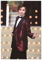 Takarazuka Revue (Sora-gumi) / Riku Sorahane / Live Photo / Above the Knee / black / Red / White / Left Hand Belly / Right Hand Up / Left Side / 2L Size / Sora-gumi Grand Theater Performance 『 Ocean's 11 』 Stage Photo