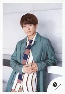 Kansai Johnnys Jr. / Yoshinori Masakado / Upper Body / Costume Green / White / Stripe Pattern / Both Hands Set / "Kansai Johnnys Jr. LIVE 2018 Fall in Love ~ Fall in Love with Kanju ~" Goods Off Shot / Official Official photo