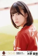 水野愛理/豐胸·服裝紅色·製服·左向/名古屋鯨魚×SKE48隨機生寫真