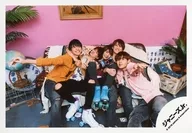 Ihi Jets / Gathering (5 people) / Horizontal, Whole body, Sitting, Center Takahashi, Ikari left front, Background pink / JOHNNYS' ISLAND STORE off-shot / Official Official photo