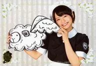 伊井瞳(女僕)/橫式·上半身·雙手綿羊/舞台上Stray Sheep Wonderland in池袋Aurusupotto特典明信片