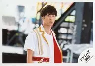 Johnny's West / Takahiro Hamada / Horizontal / Upper body / Costume white / red / gold / Under both hands / Right facing / Mouth half open / Camera eyes / Single "Big Shot!" MV Off-shot / Official Official photo