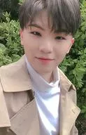 SEVENTEEN/WOOZI(蛆)/托胸·衣服米色·裏麵米色/CD