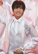 Travis Japan / Kaito Ono Nakamura / Live Photo / Upper Body / Costume Pink / White / Left Side Belly / Eye Line Left / Around Cast / "ABC-Za Johnnys Legend 2017" Stage Photo 2